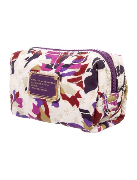 marc jacobs cosmetic pouch